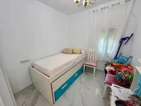 Dormitori de Casa o xalet en venda en Pilar de la Horadada