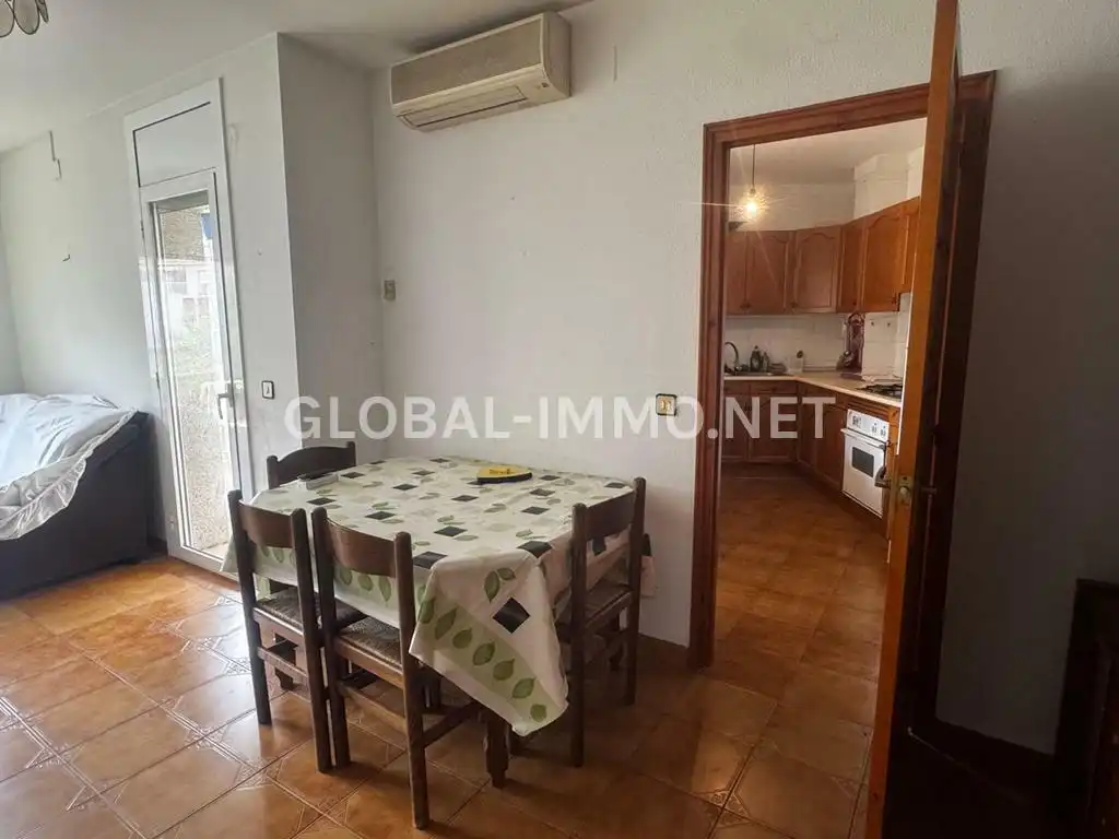 Cuina de Apartament en venda en Roses amb Aire condicionat, Calefacció i Terrassa