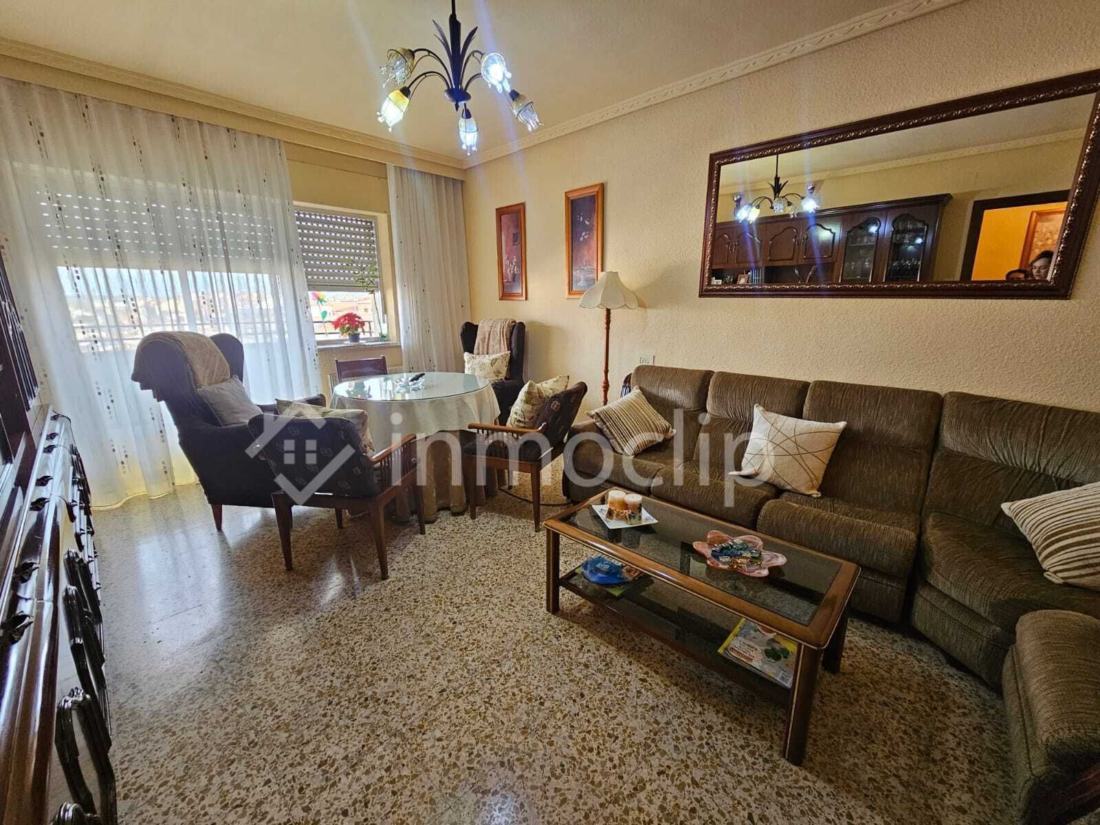 Living room of Flat to rent in Alba de Tormes  with Heating, Terrace and Furnished