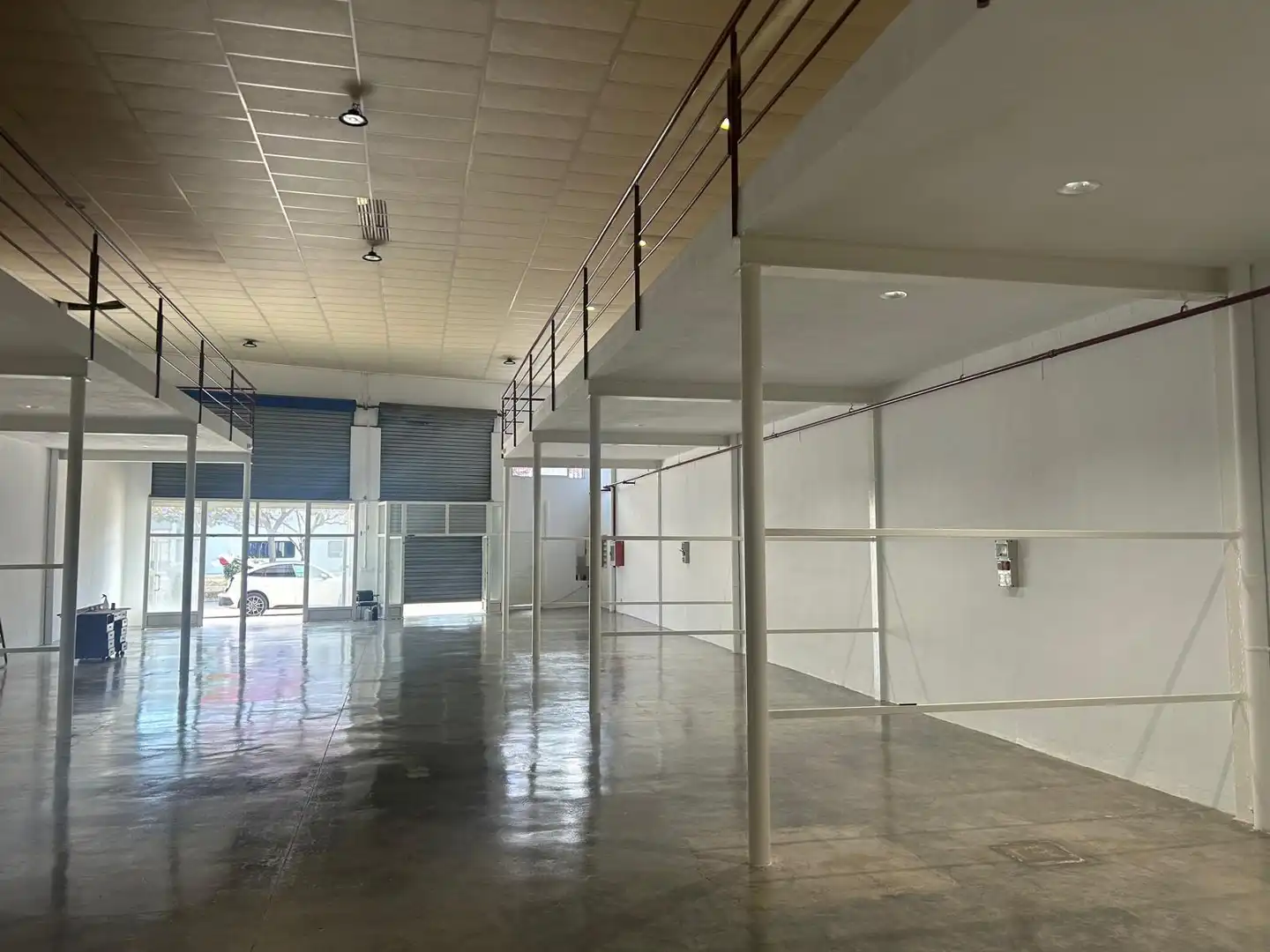 Industrial building to rent in Carrer Montcabrer 19A, imagen 2
