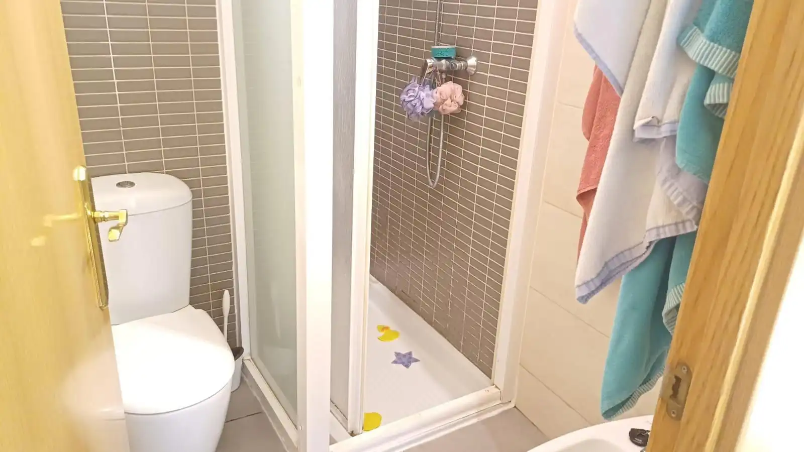 Badezimmer von Wohnung zum Verkauf in Sabadell mit Heizung und Parkett