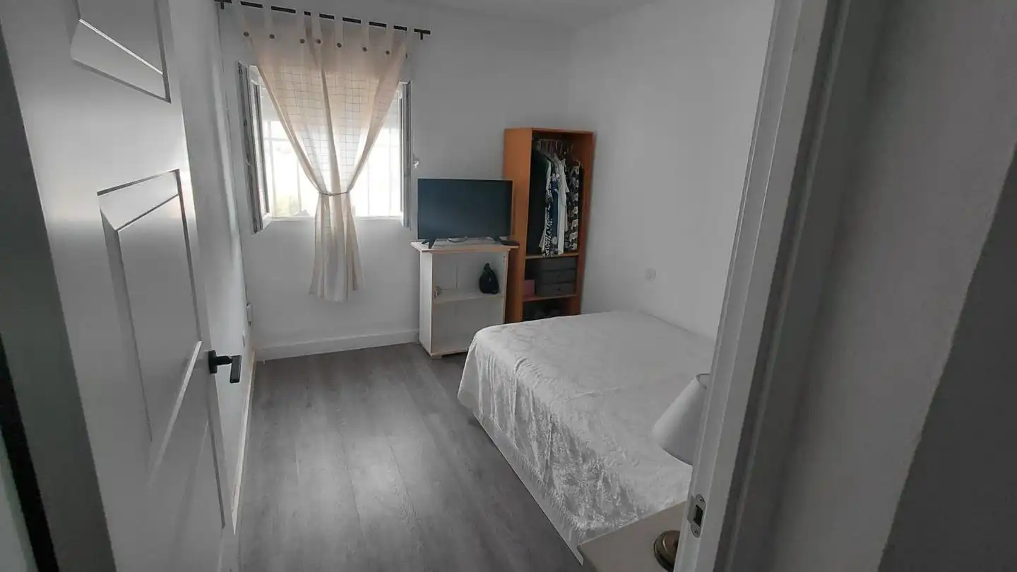 Habitación de Casa o chalet en venta en Tavernes de la Valldigna con Calefacción, Terraza y Amueblado