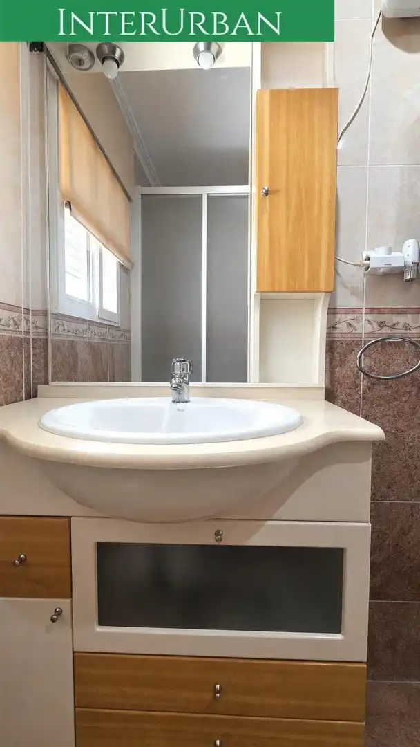 Bany de Casa o xalet en venda en Llíria amb Aire condicionat, Calefacció i Jardí privat