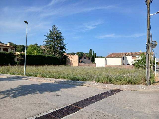 Terreno residencial en Venta en Avenida Cataluña en Cervià de Ter