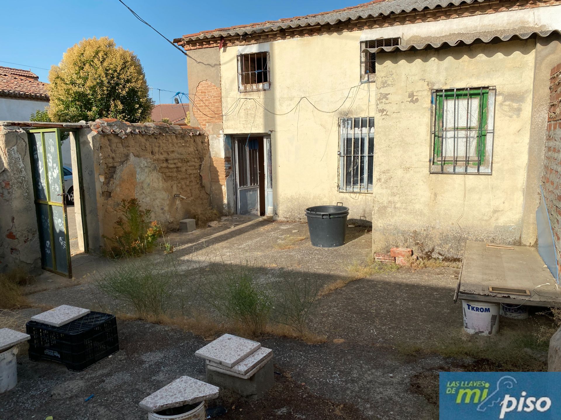 Casa adosada en venta en Rueda con Jardín privado, Terraza y Trastero