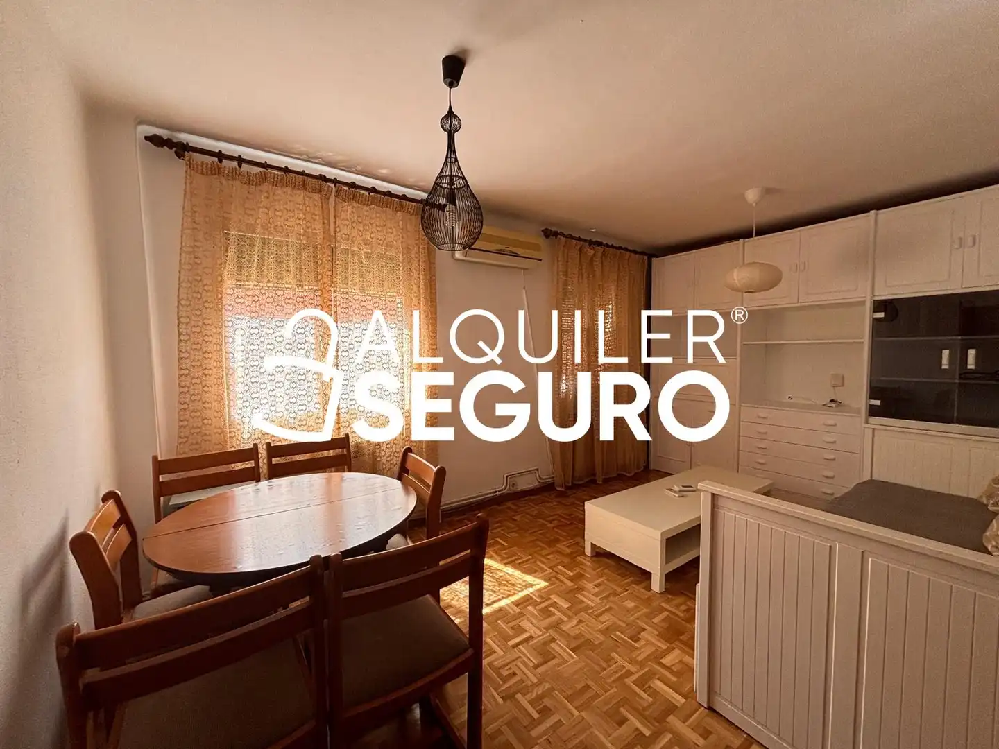 Wohnzimmer von Wohnung zur Miete in Madrid mit Klimaanlage, Heizung und Möbliert