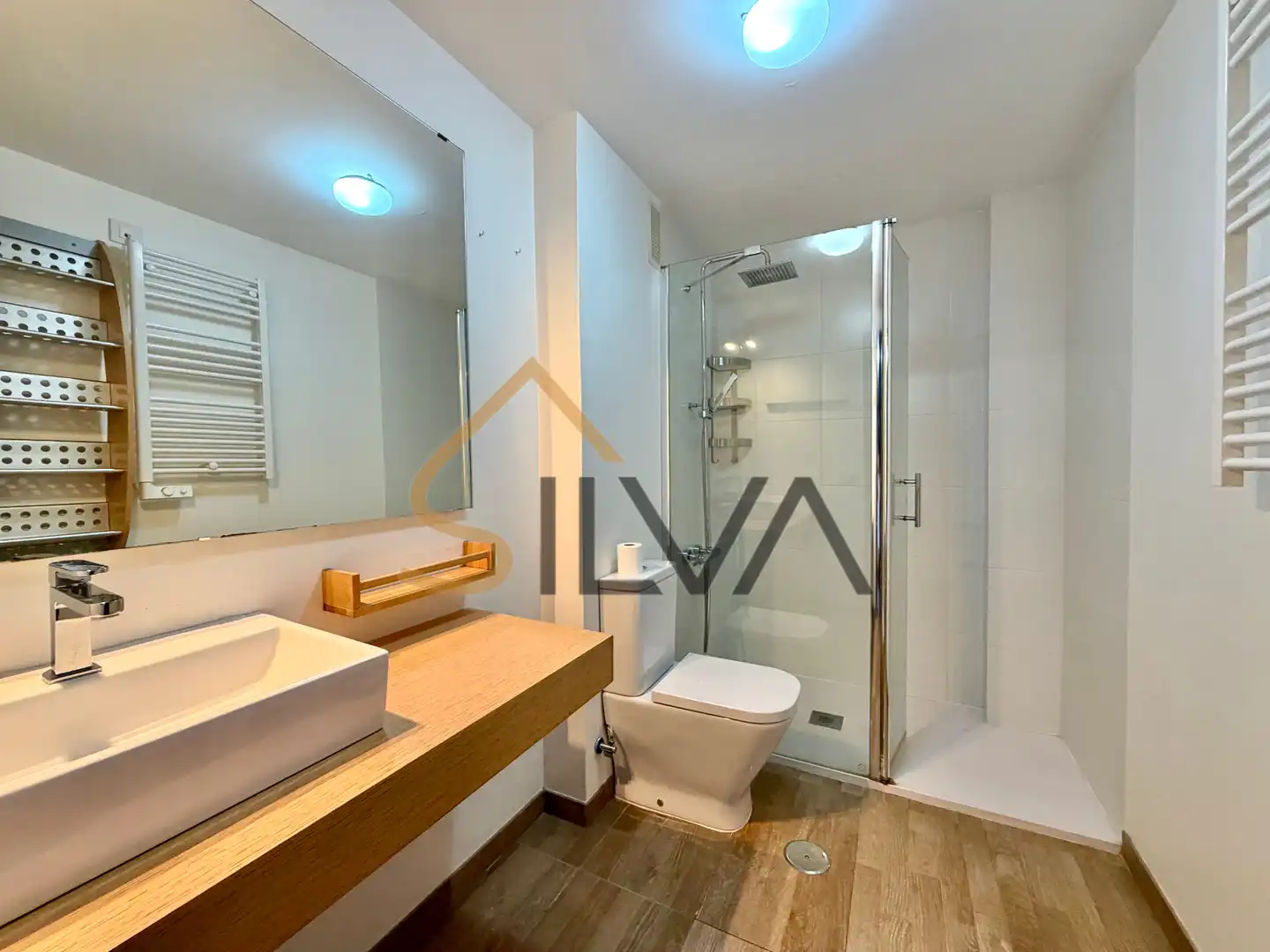 Baño de Piso en venta en A Coruña Capital  con Calefacción