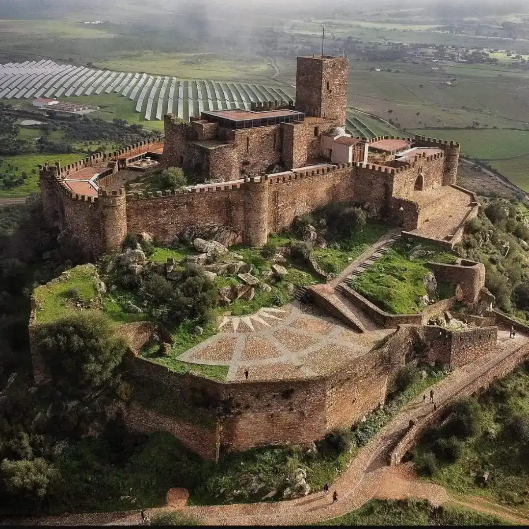 Jardín de Planta baja en venta en Alconchel con Amueblado, Lavadora y TV