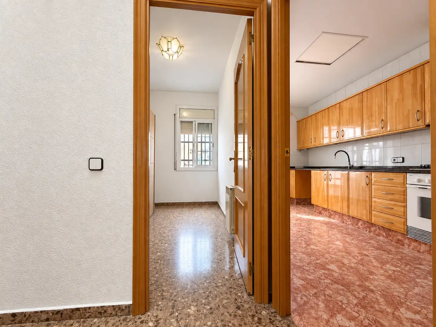 Semi-detached house with terrace for sale in Marianao, imagen 26