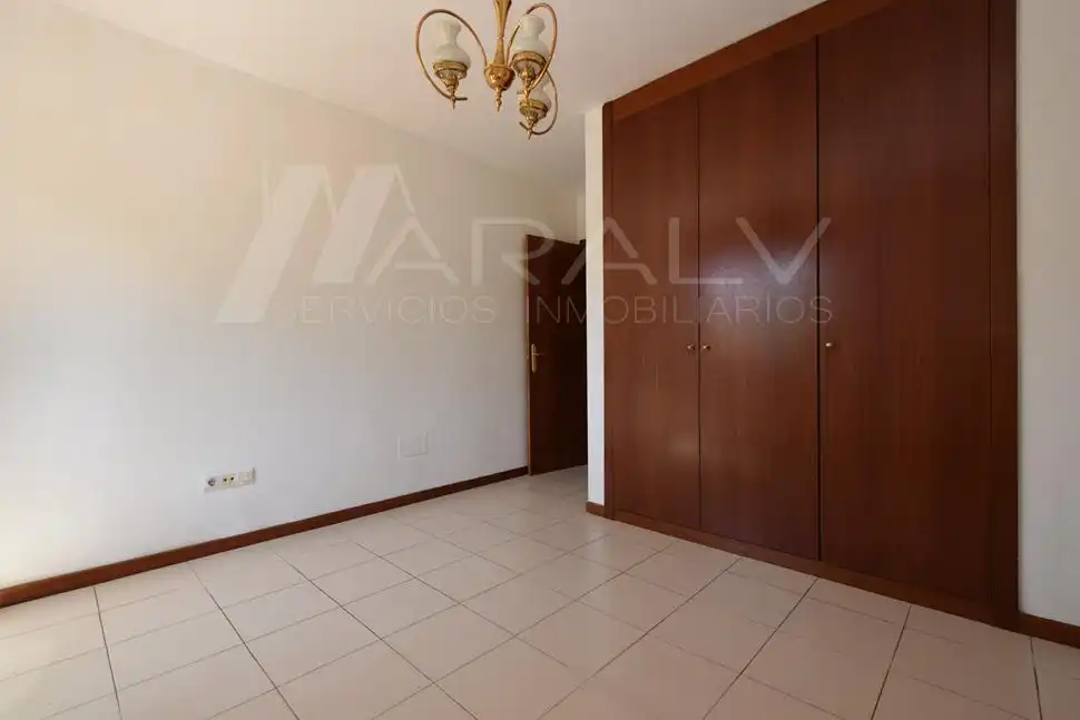 Flat for sale in Calle Ciudad Vieja de Cáceres, PAU de Carabanchel