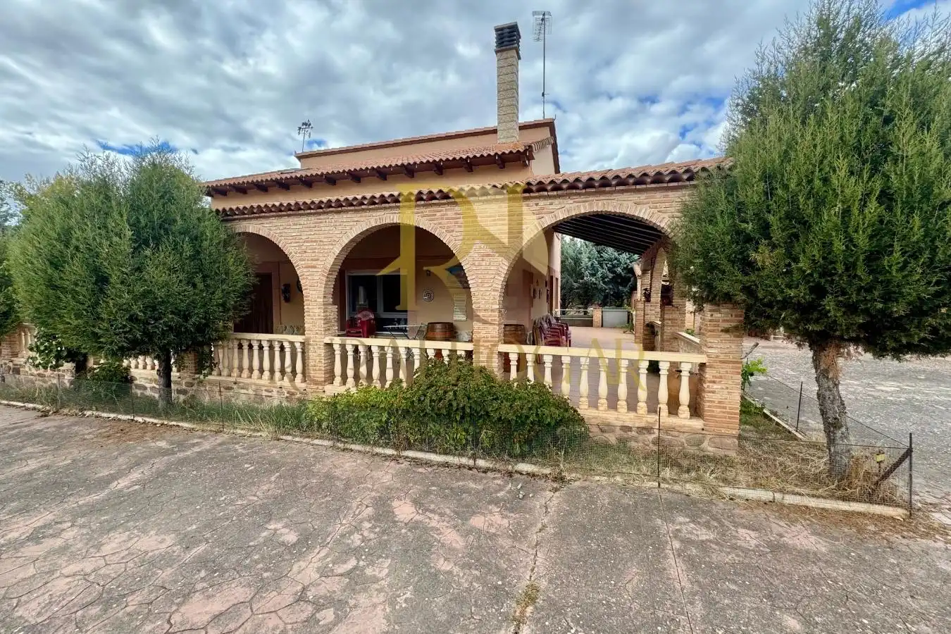 Exterior view of Houses for sale in Molina de Aragón  with Private garden, Parquet flooring and Storage room