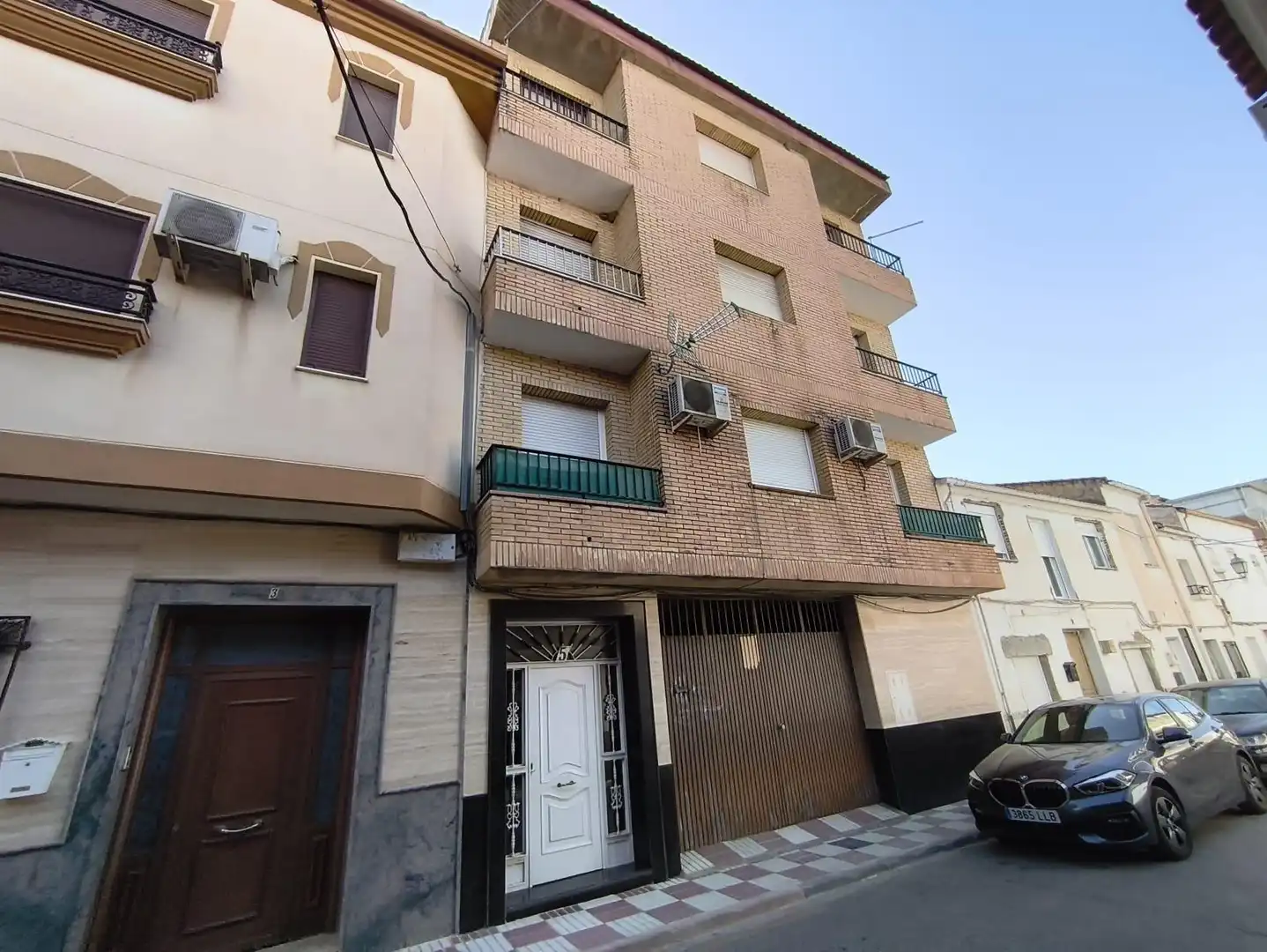 Vista exterior de Piso en venta en Huétor Tájar con Balcón