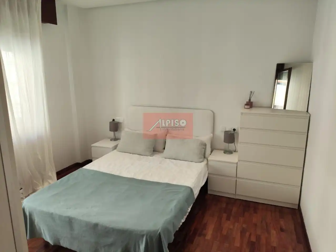 Bedroom of Flat for rent in Ourense Capital   with Air Conditioner, Heating and Parquet flooring