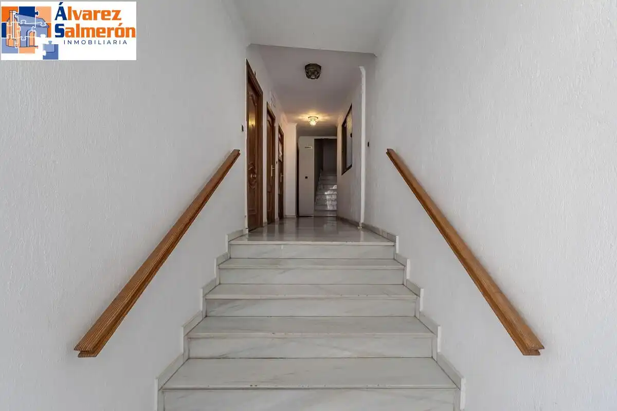 Flat for sale in Granada, Granada