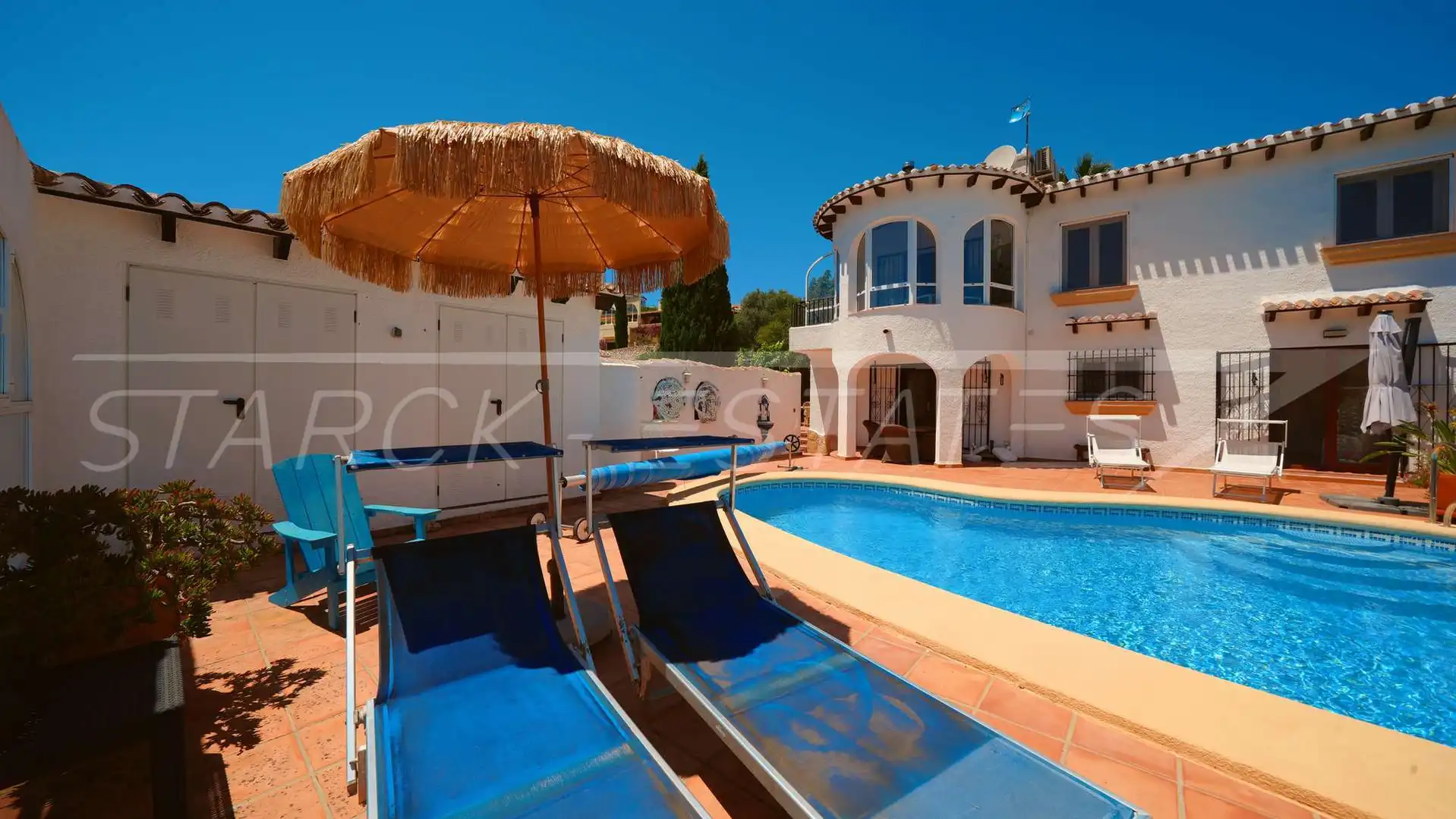 Vista exterior de Casa o chalet en venta en La Vall d'Ebo con Aire acondicionado, Jardín privado y Piscina