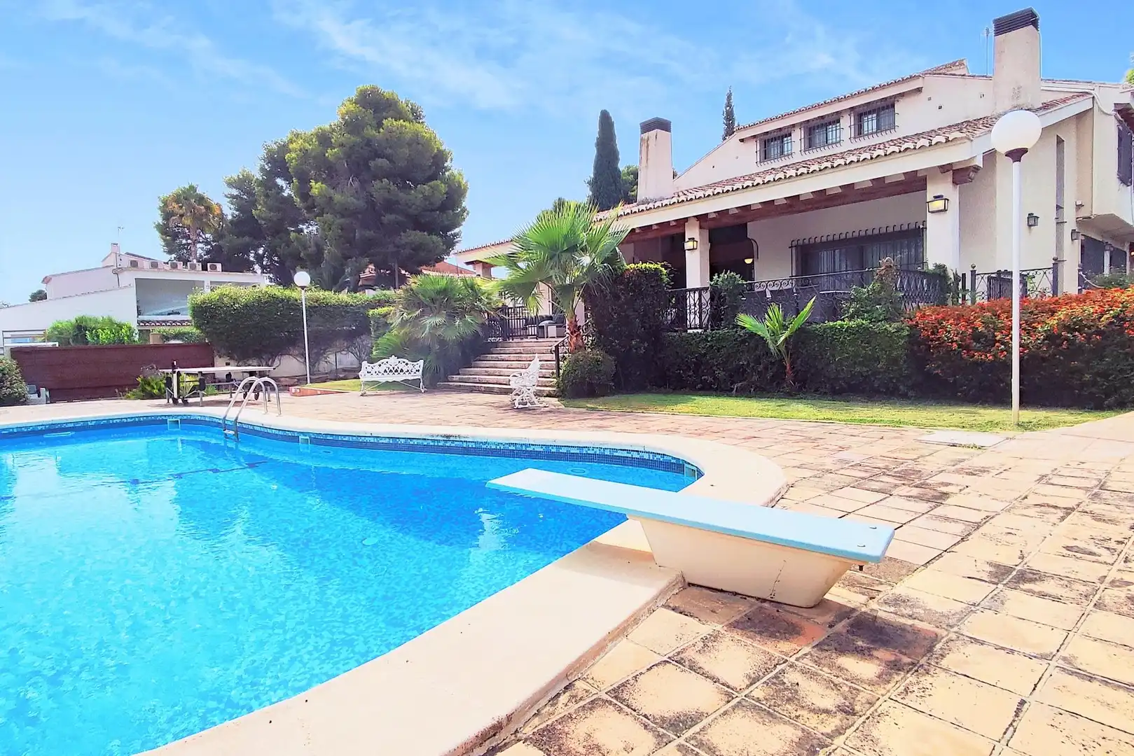 Swimming pool of Houses for sale in L'Eliana  with Air Conditioner, Heating and Private garden