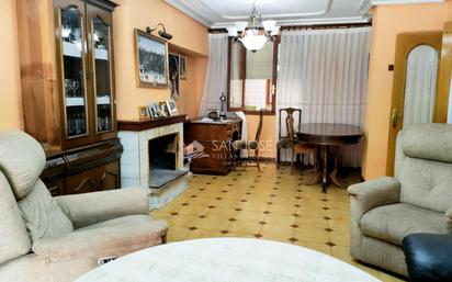 Sala d'estar de Pis en venda en Aspe amb Terrassa i Balcó