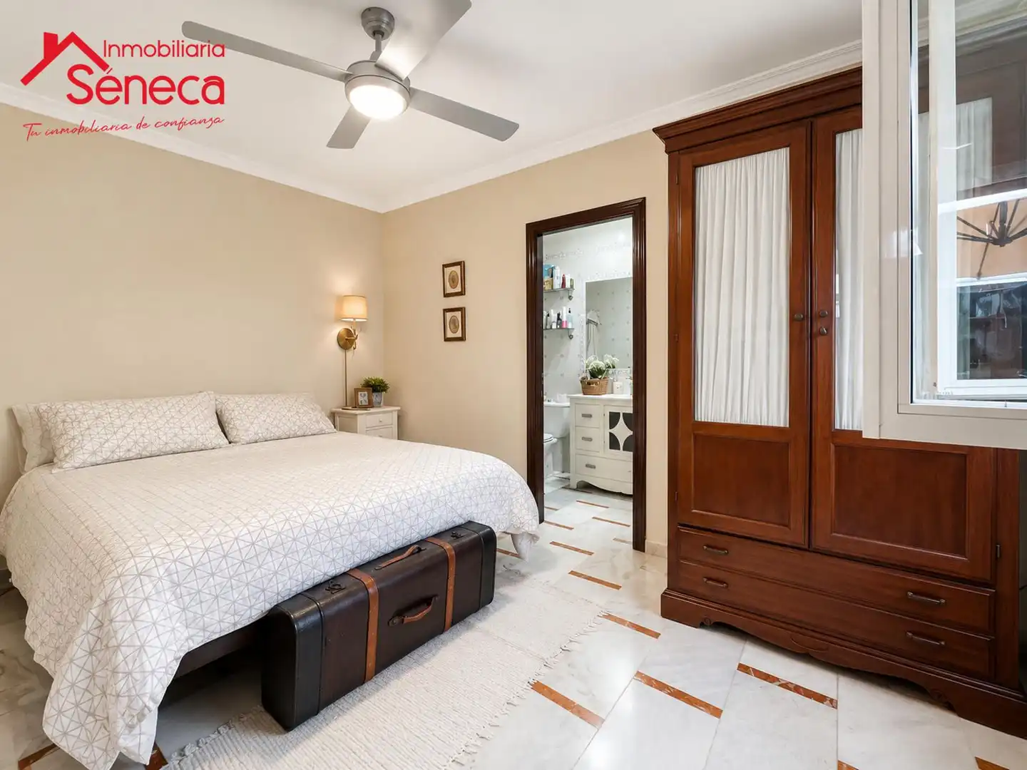 Bedroom of Flat for sale in Córdoba  with Air Conditioner, Heating and Storage room
