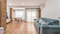 Living room of Flat for sale in Carlet  with Air Conditioner, Heating and Balcony