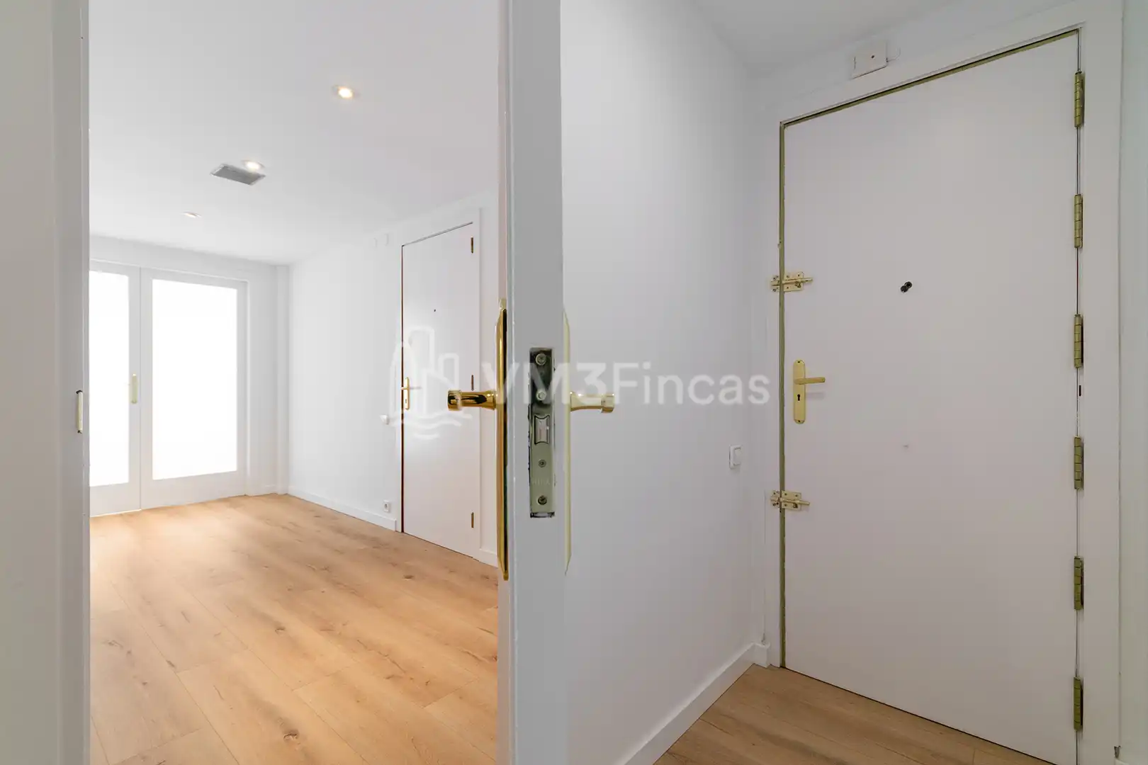 Wohnung zur Miete in Barcelona mit Klimaanlage, Heizung und Parkett