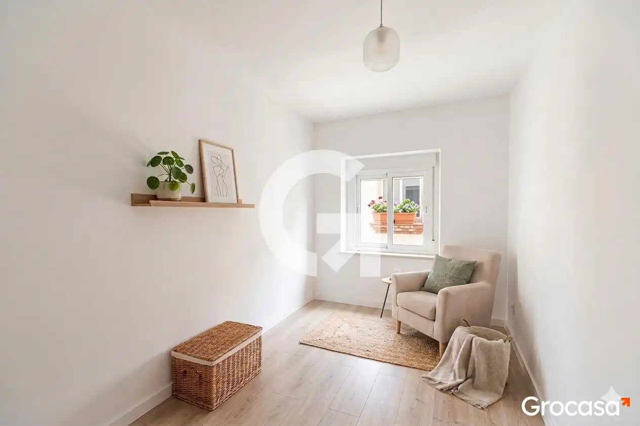 Habitación de Piso en venta en L'Hospitalet de Llobregat con Calefacción y Horno