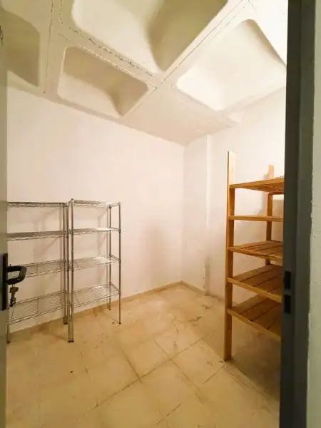 Flat for sale in Madrid  with Air Conditioner, Heating and Parquet flooring