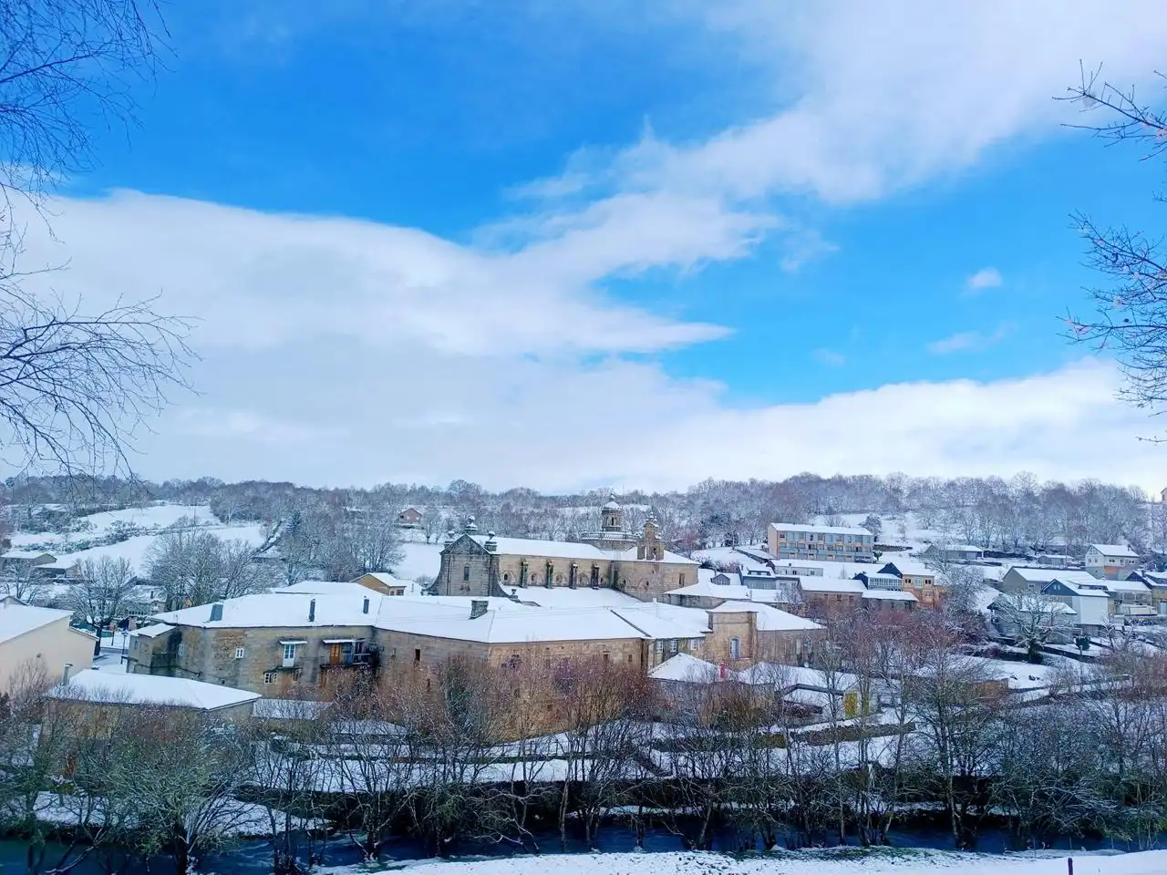Vista exterior de Finca rústica en venda en Montederramo amb Calefacció
