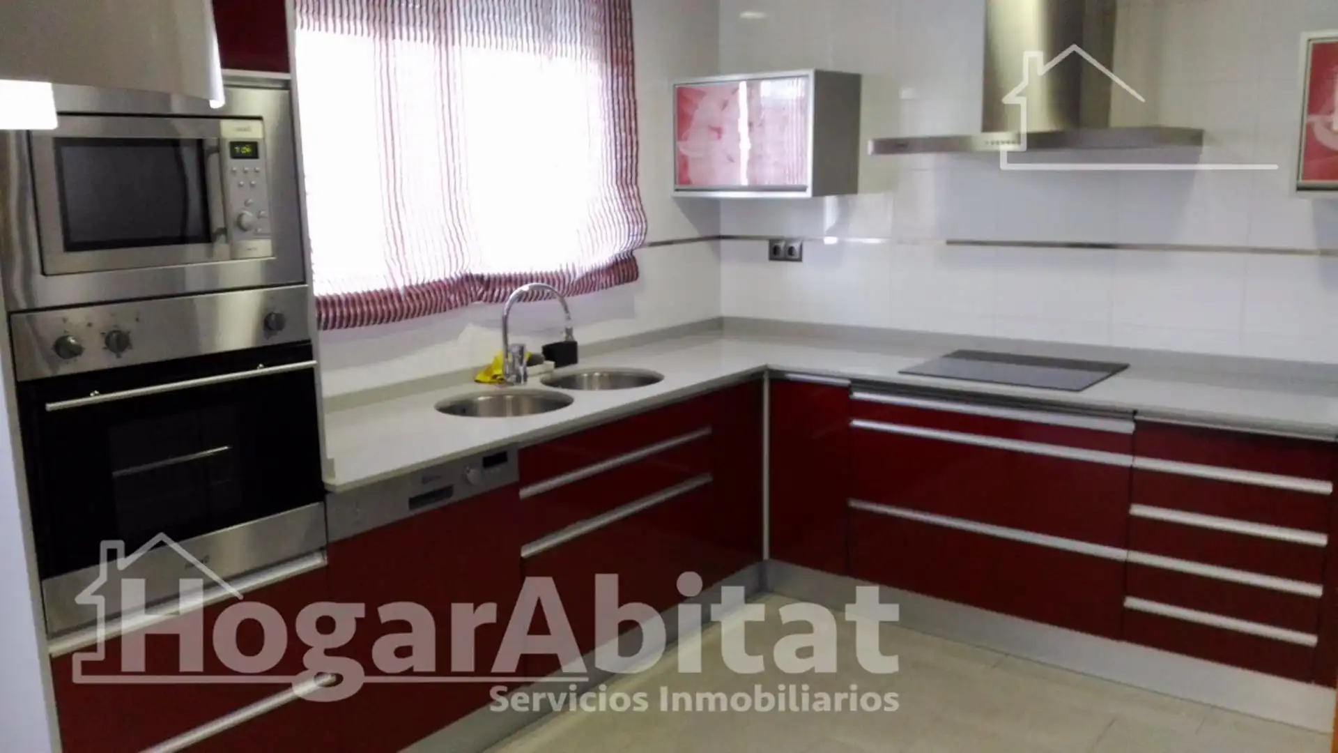 Terraced house with terrace for sale in Calle Serretes