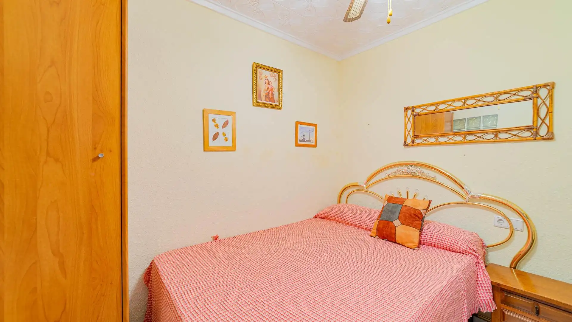 Casa o chalet en venta en Calle LUNA, 322, Zona Carrefour - Urbanizaciones