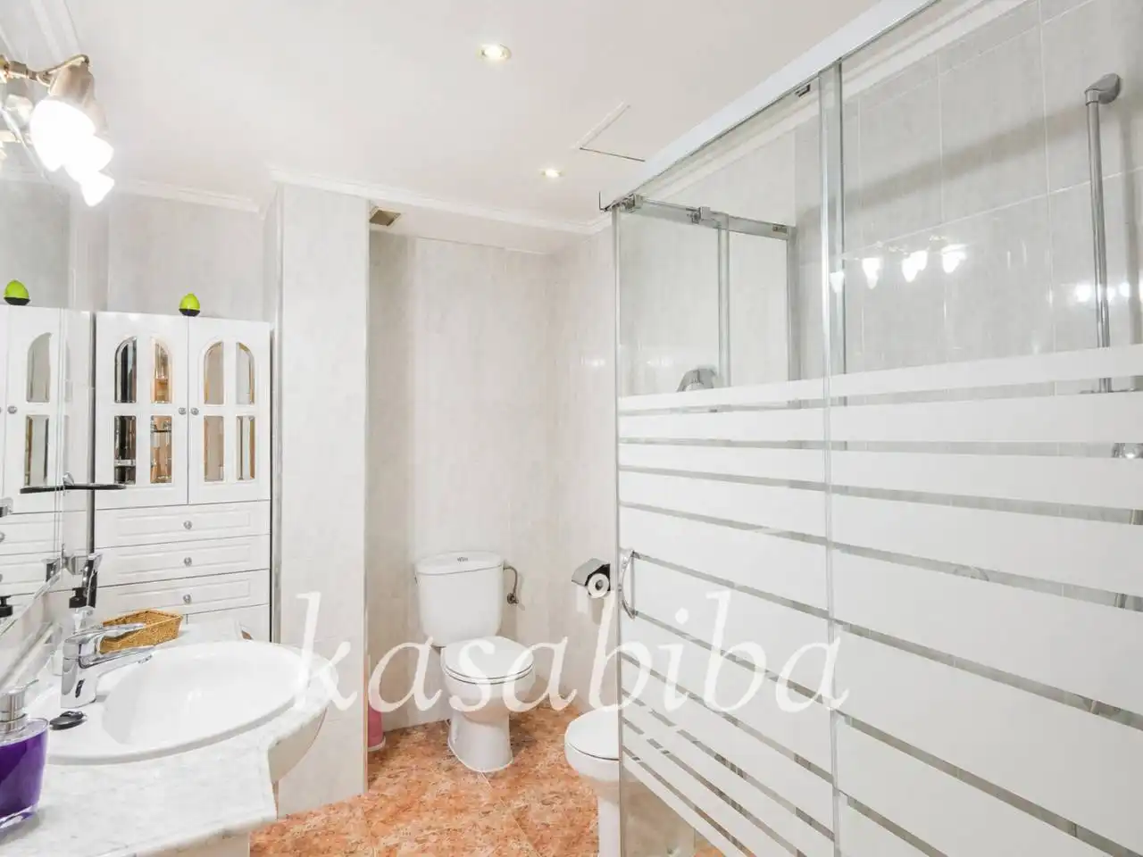 Baño de Piso en venta en Valencia con Aire acondicionado y Balcón