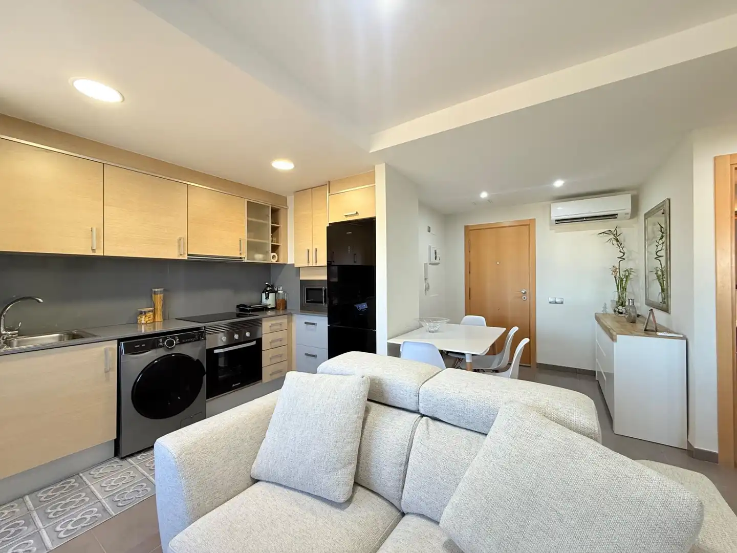 Apartament amb piscina en venda a Deltebre