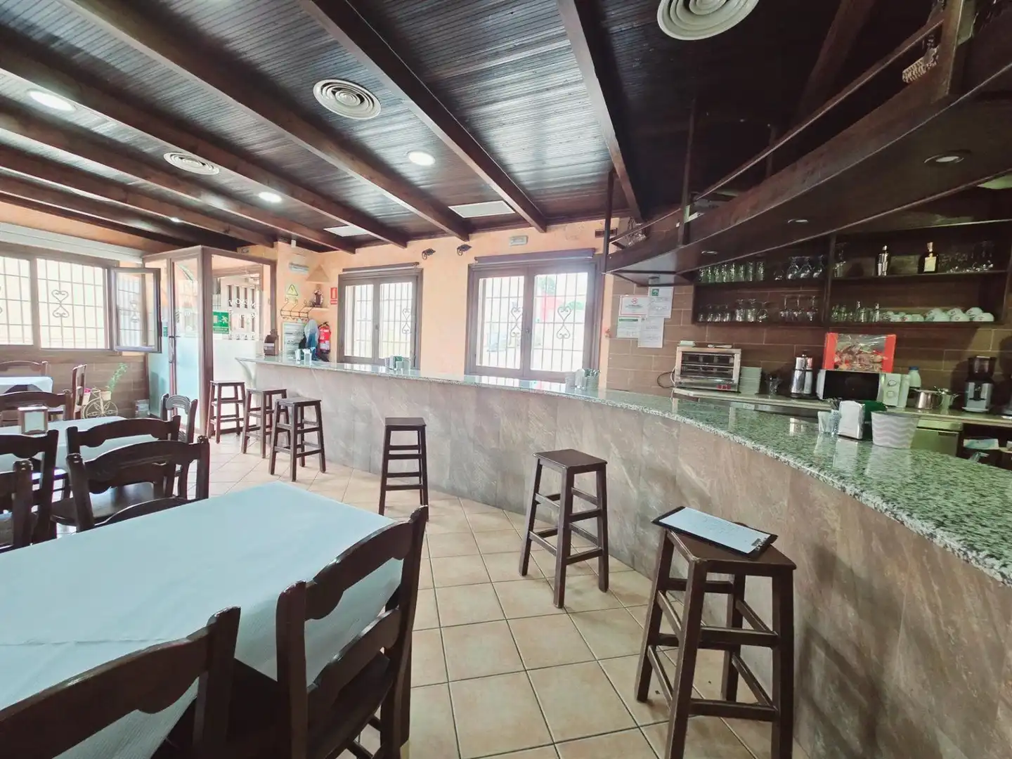 Local en venta en Los Gallardos con Aire acondicionado, Terraza y Amueblado
