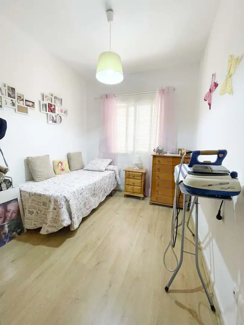 Dormitori de Casa o xalet en venda en Vélez-Málaga amb Aire condicionat, Calefacció i Jardí privat