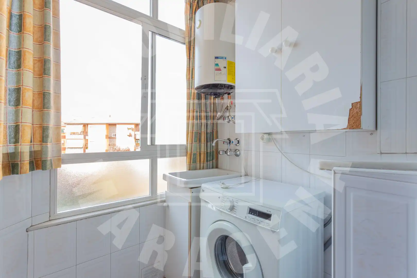 Habitación de Apartamento en venta en Maracena con Aire acondicionado, Terraza y Horno