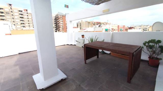 Ático en Alquiler en Carrer de Rubén Vela en En Corts - Doctor Waksman