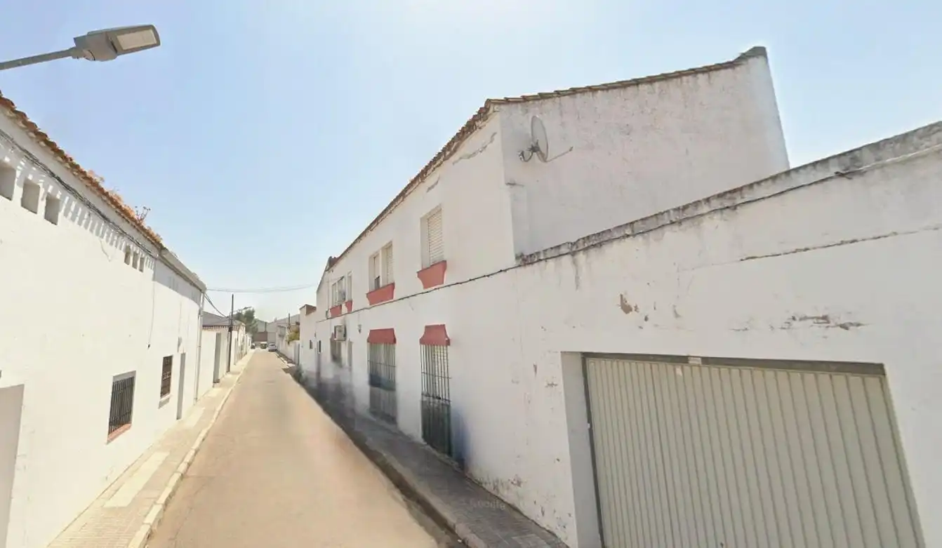 Vista exterior de Casa adosada en venta en Badajoz