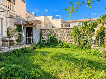 House with garden for sale in Selva