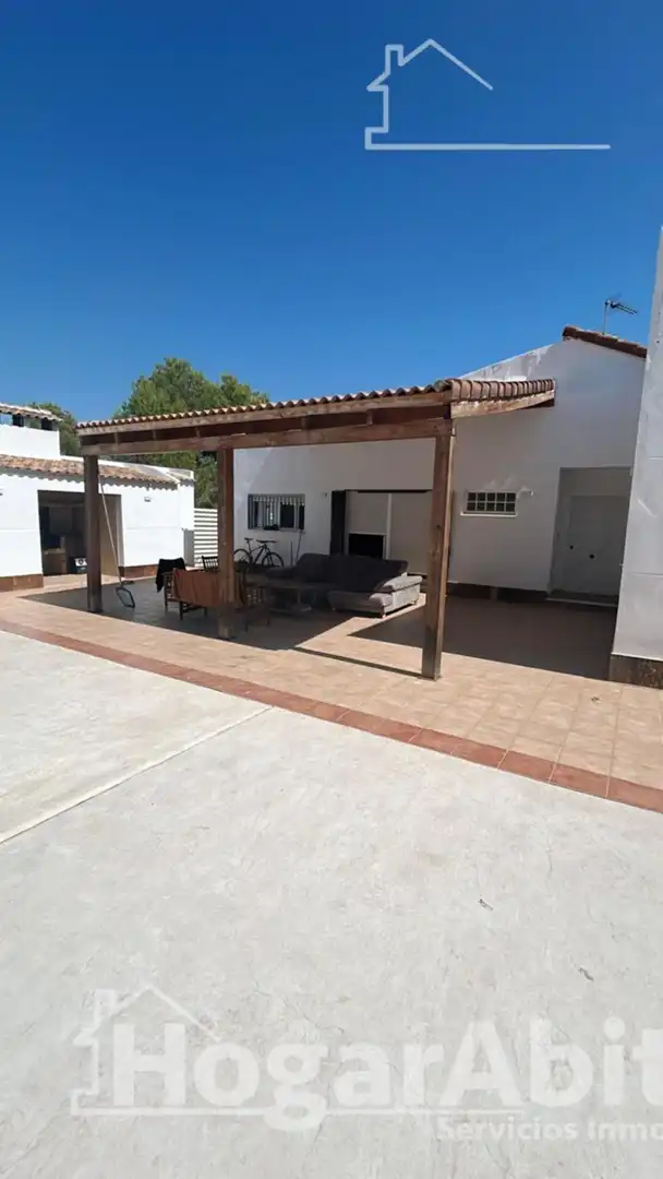 Terraza de Casa o chalet en venta en Chiva con Aire acondicionado, Calefacción y Jardín privado