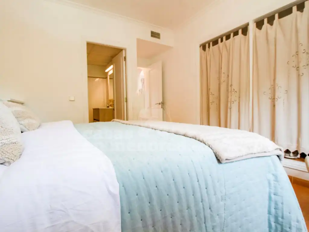 Habitación de Apartamento en venta en Es Mercadal con Terraza, Piscina y Piscina comunitaria