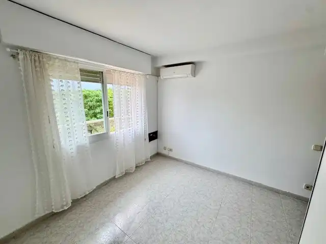 Schlafzimmer von Dachboden zur Miete in Sant Cugat del Vallès mit Klimaanlage, Heizung und Terrasse
