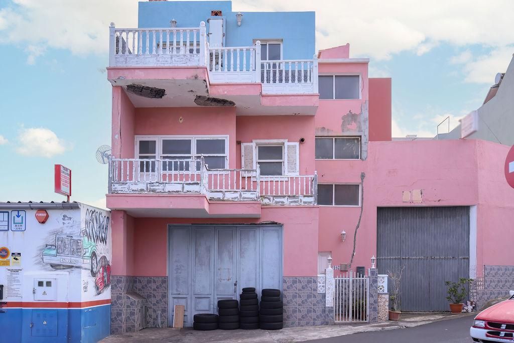 Vista exterior de Edifici en venda en Breña Baja