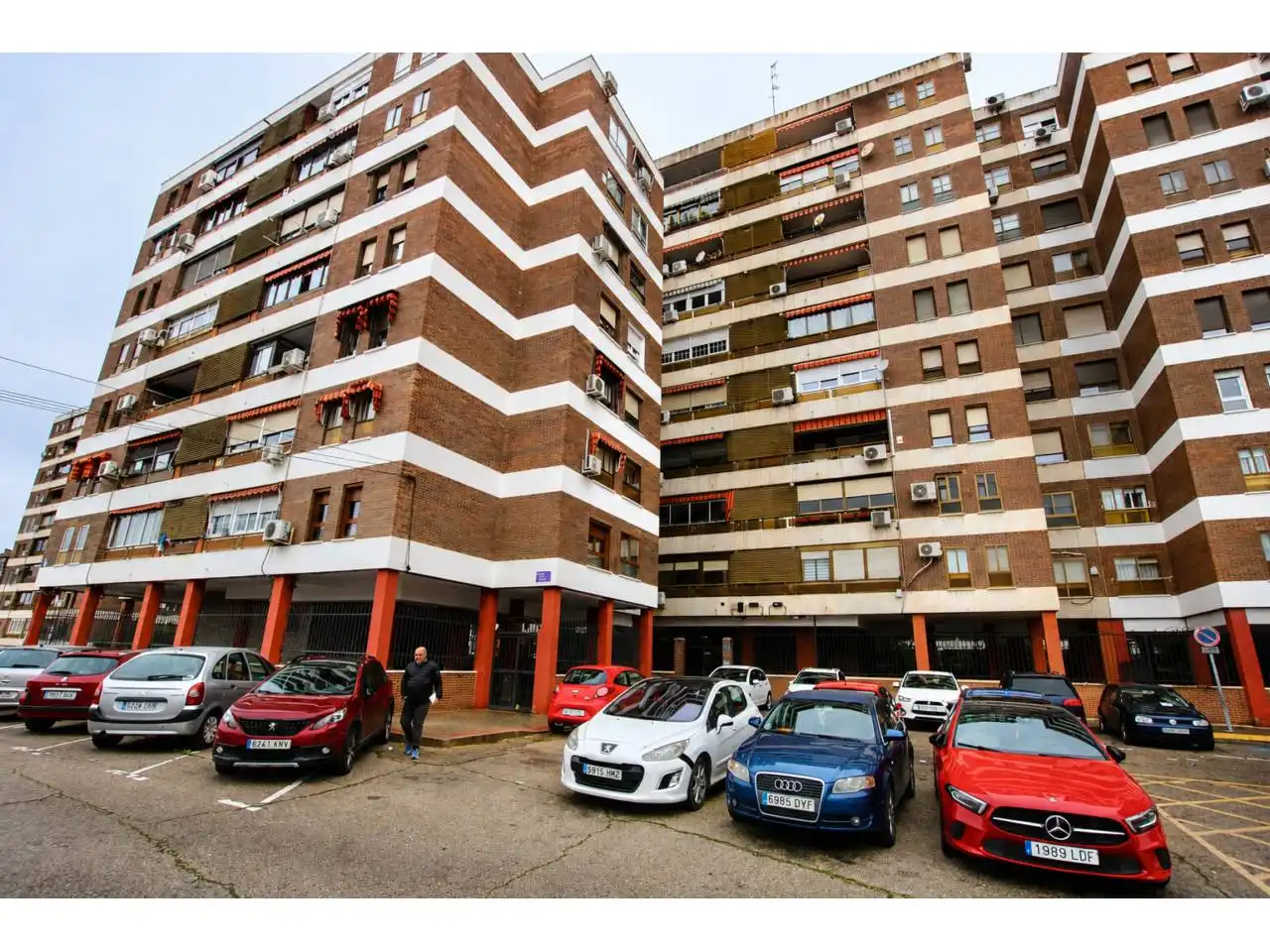 Vista exterior de Piso en venta en Fuenlabrada con Calefacción