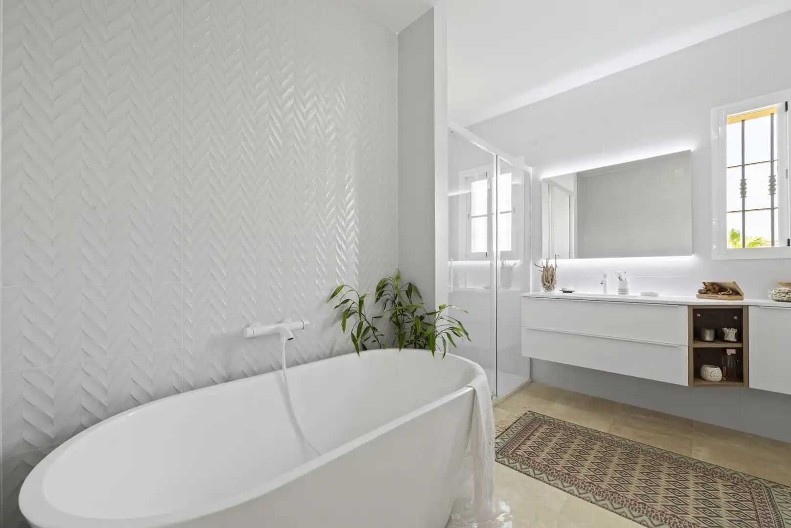 Badezimmer von Haus oder Chalet zum Verkauf in Mijas mit Klimaanlage, Privatgarten und Terrasse