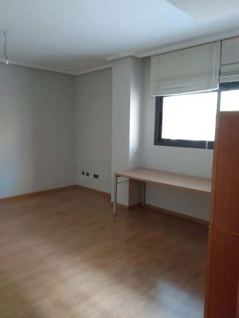 Wohnungen zur Miete in Málaga mit Waschmaschine, Mikrowelle und Gemeinschaftspool