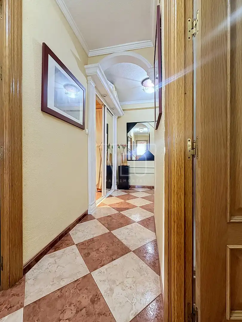 Flat with terrace for sale in Calle LUZ CASANOVA, imagen 19
