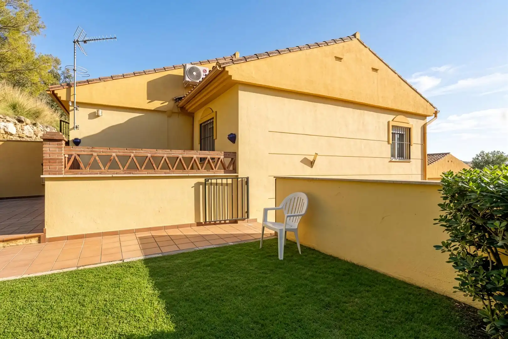 Doppelhaushälfte mit Pool zum Verkauf in 96 Calle Jabea #Urb Quebradagolf, imagen 9