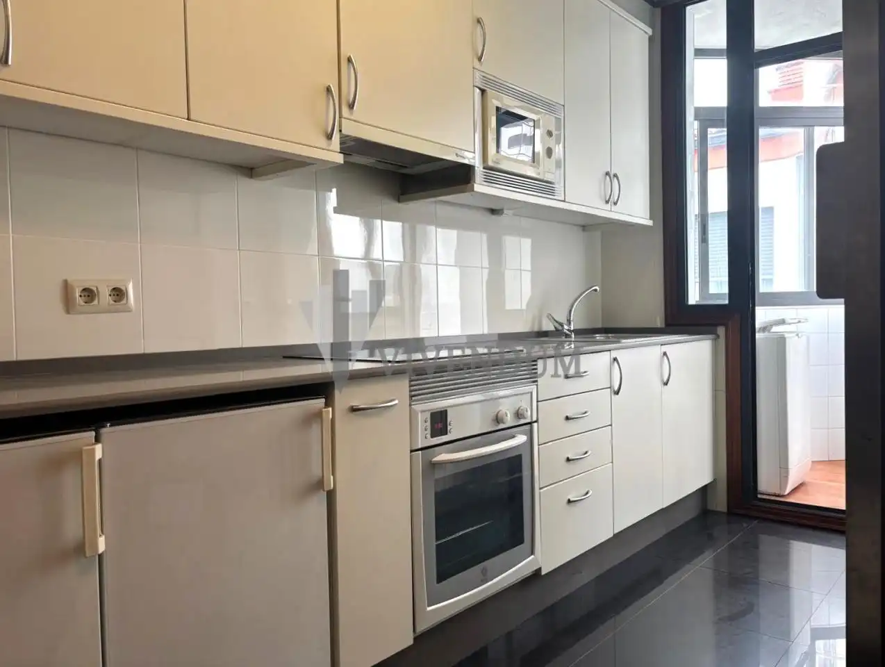 Attic for rent in Sardoma - Castrelos
