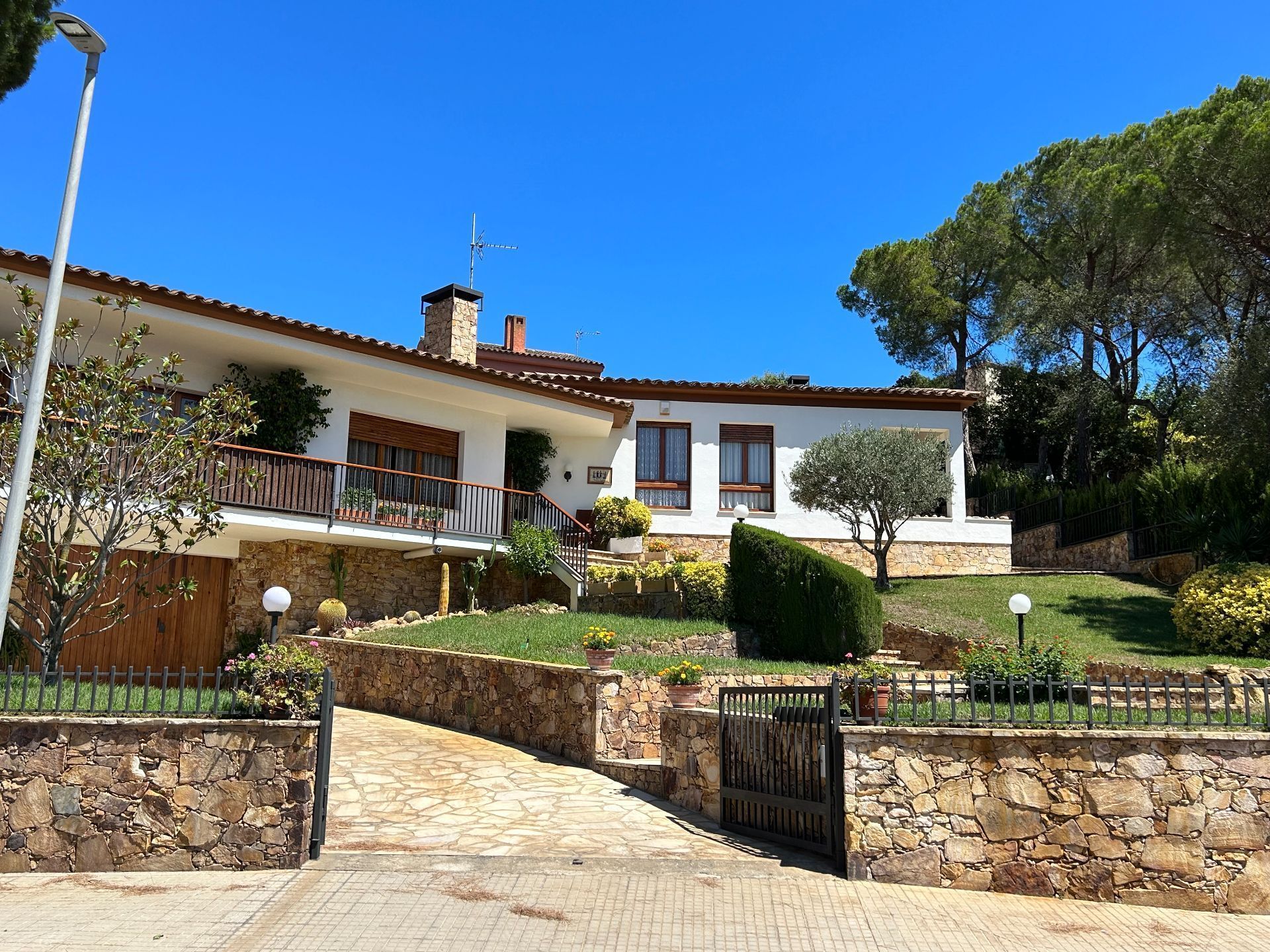 Vista exterior de Casa o chalet en venta en Mont-ras