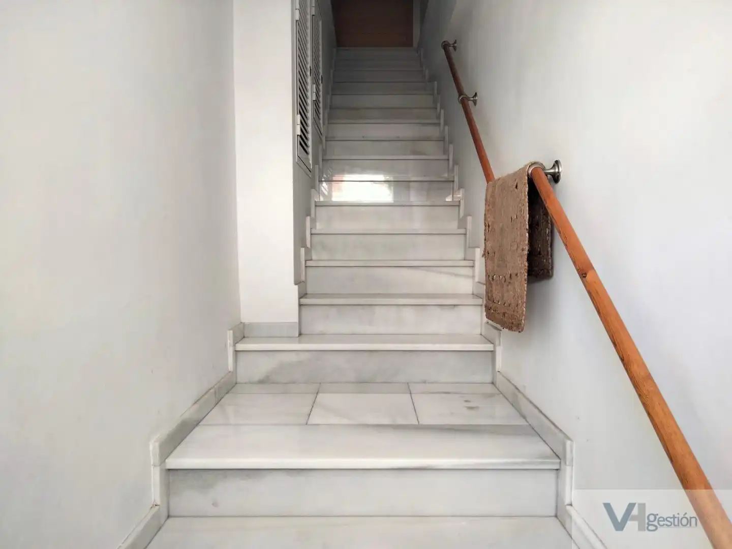 Maisonette zum Verkauf in Villamartín mit Klimaanlage und Terrasse