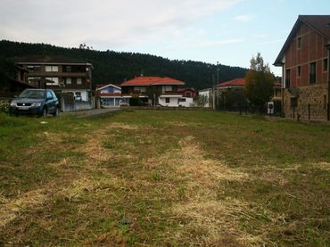 Wohnbaugrundstück zum Verkauf in Cabezón de la Sal